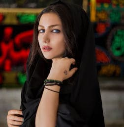 Sugar Mummy in Abu Dhabi